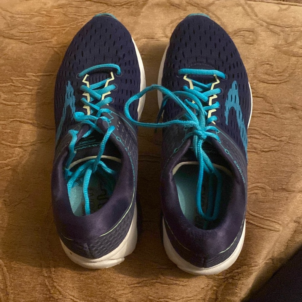 Women’s Brooks Ravenna running shoes size 10.5
